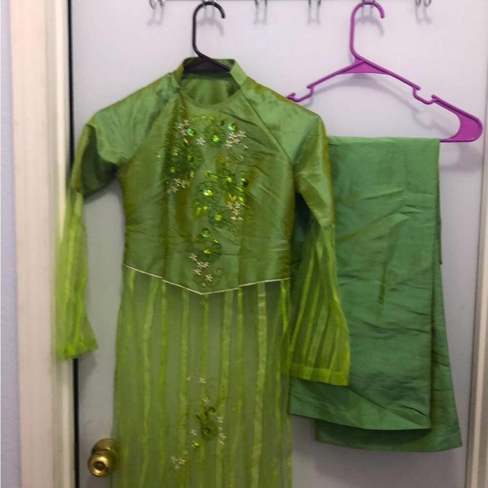 Vietnamese Ao Dai